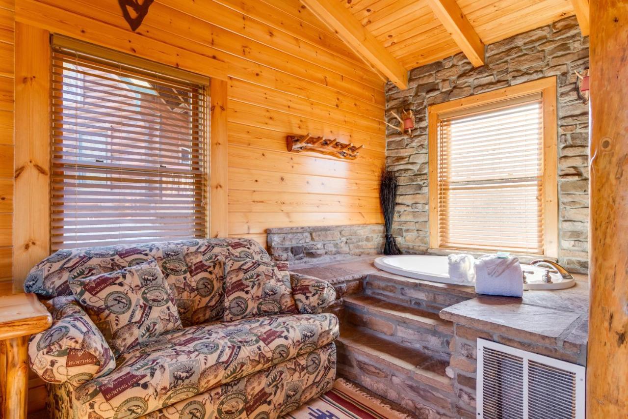 Crazy Horse Villa Pigeon Forge Exterior photo