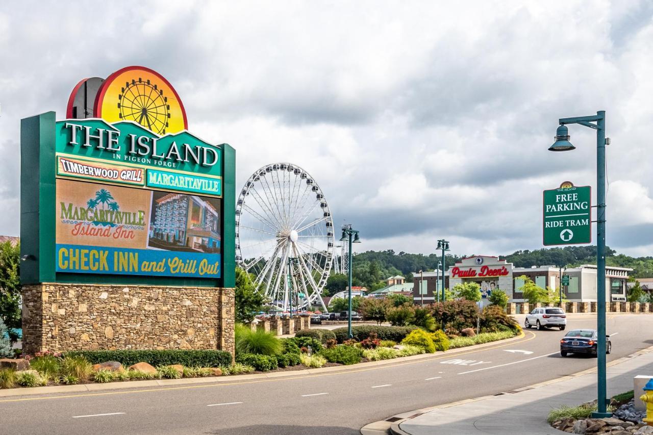 Crazy Horse Villa Pigeon Forge Exterior photo